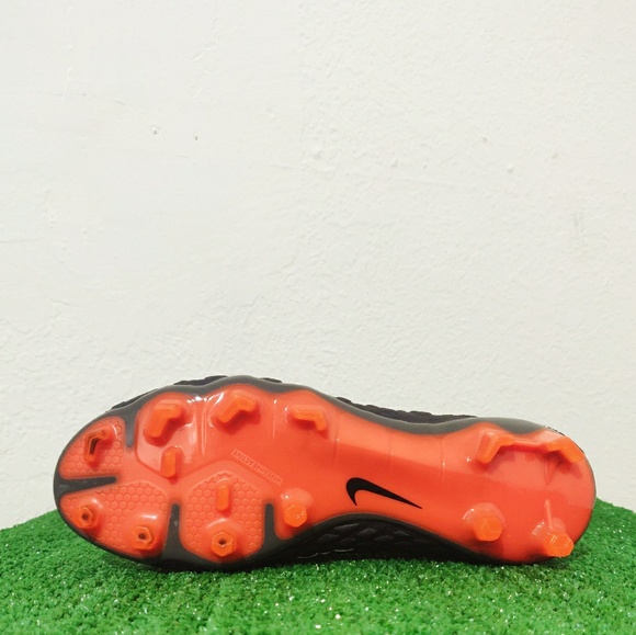 Nike Hypervenom Phantom 3 Elite DF FG Soccer Cleat - Picture 8 of 8